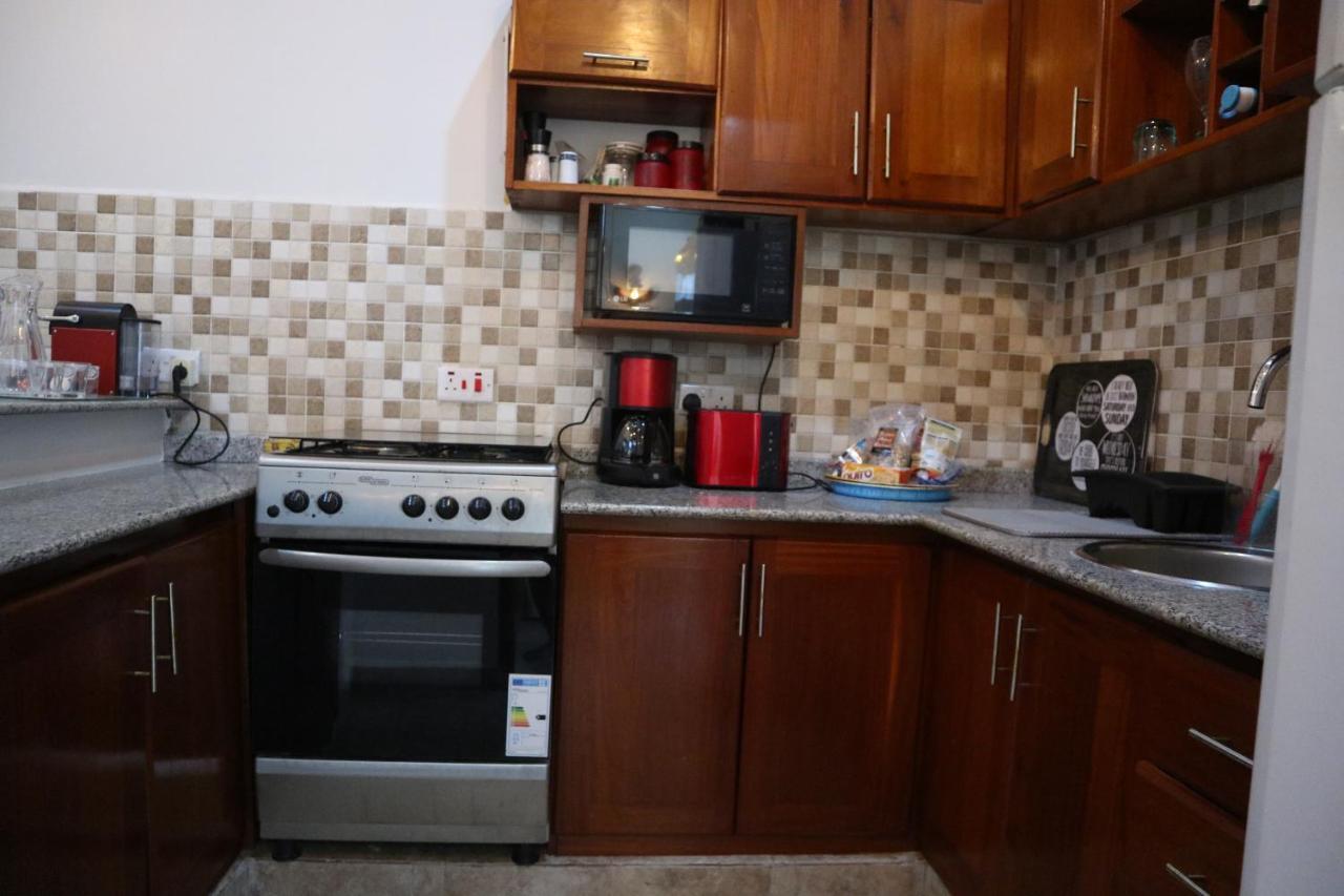 Jambo Jambiani Beach Villa, Beautiful Private Villa At 2 Minutes From The Beach Exterior photo